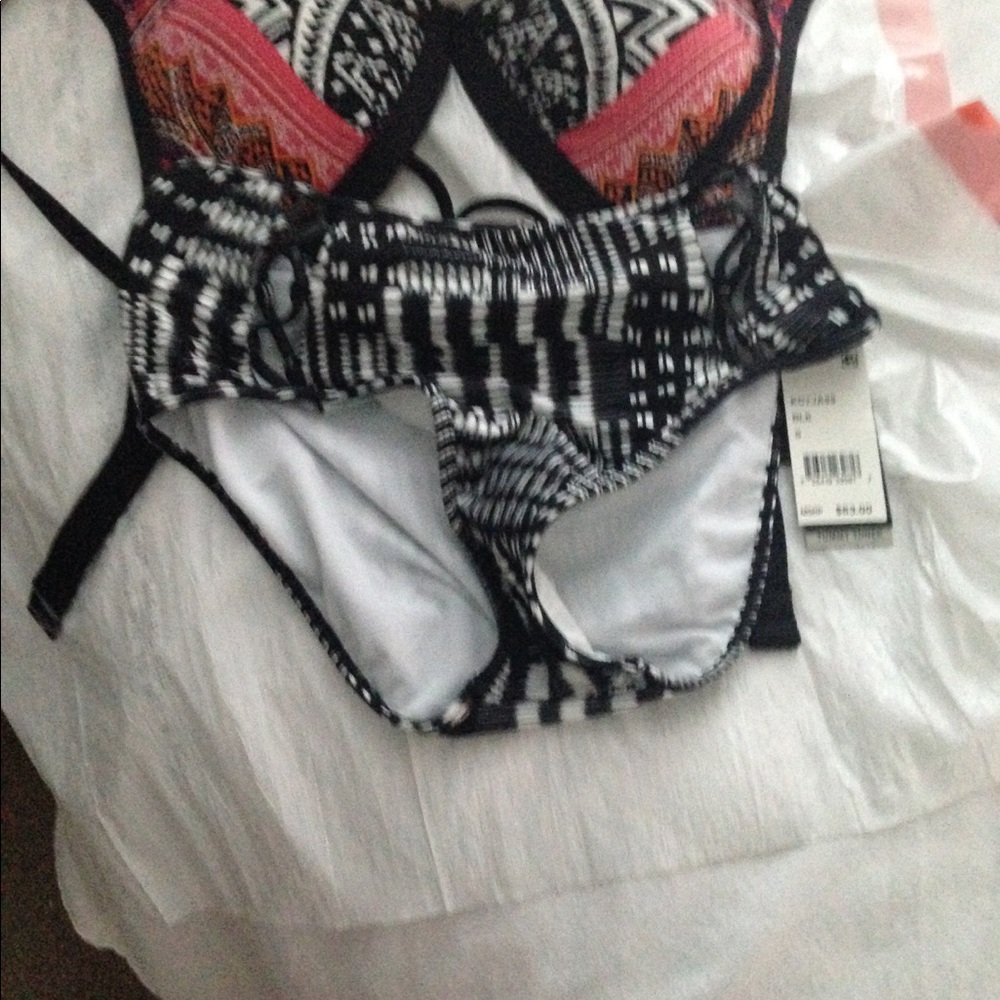 Kenneth Cole bikini